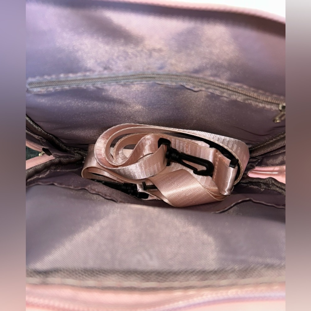 Ita Bag with convertible straps. Crossbody/shoulder/backpack! NWOT! - Picture 14 of 14